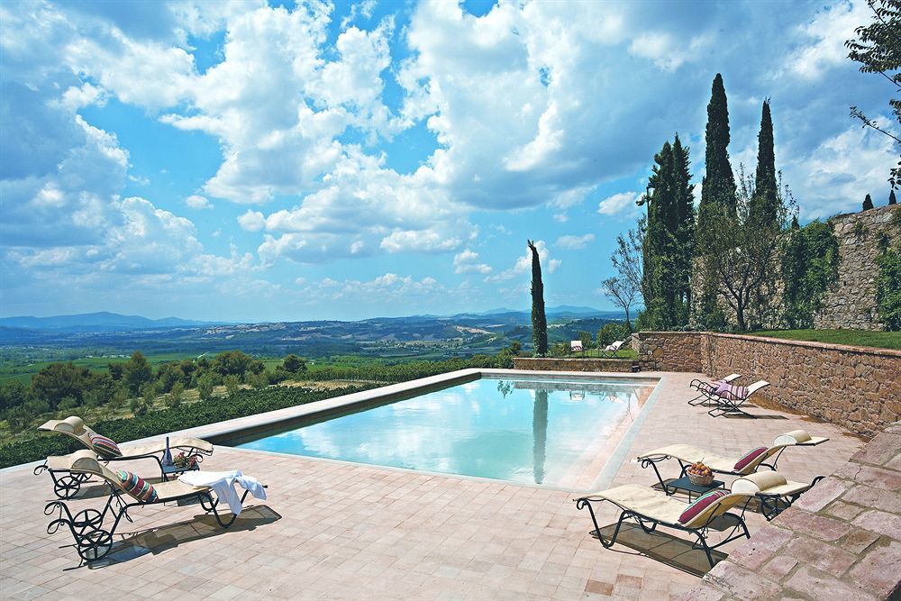 Castello Banfi - Il Borgo - Relais Et Chateaux Hotel Poggio alle Mura Bagian luar foto